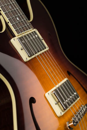 Collings I-35 LC Deluxe Semi-hollow Electric Guitar