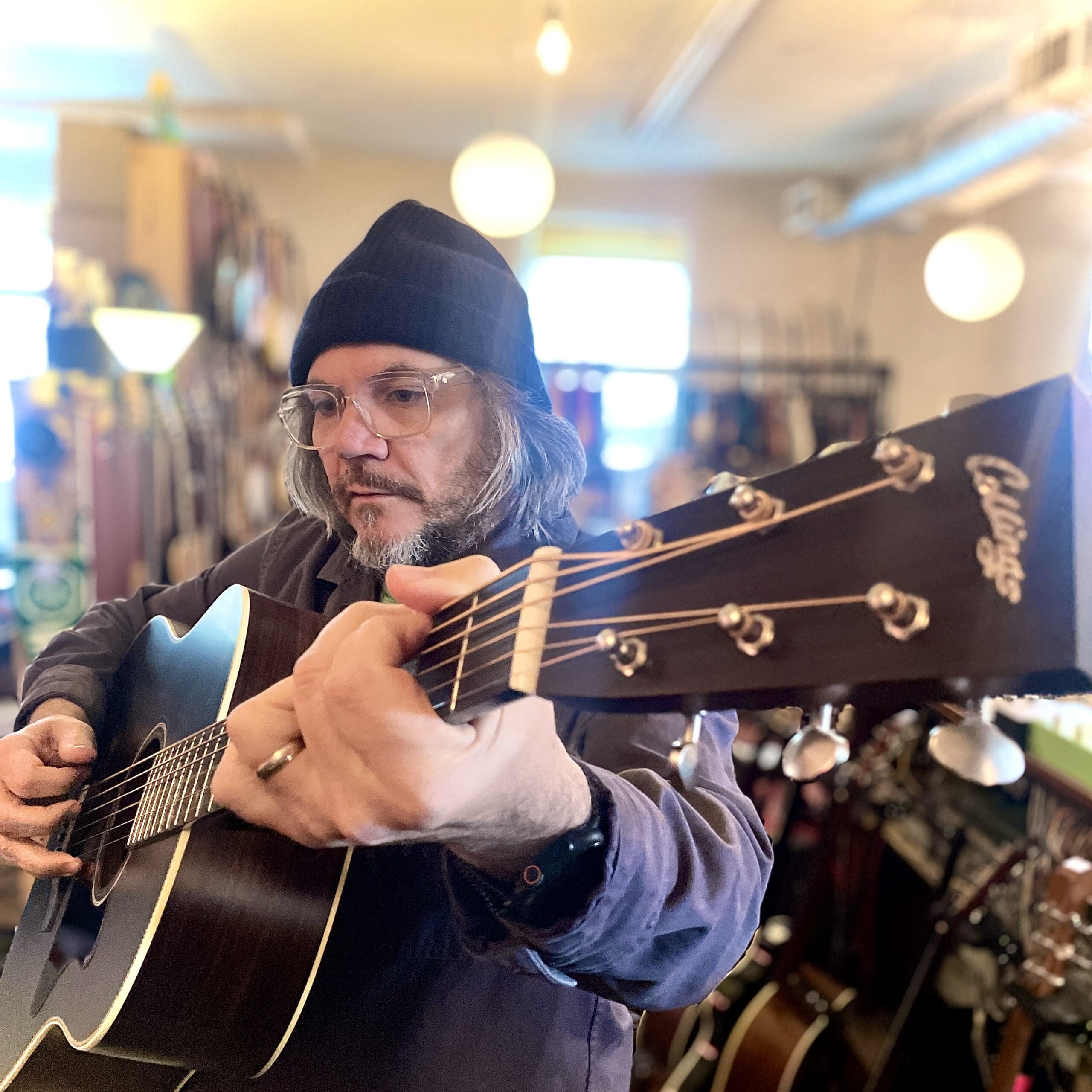 Jeff Tweedy with his Collings Baritone 2H